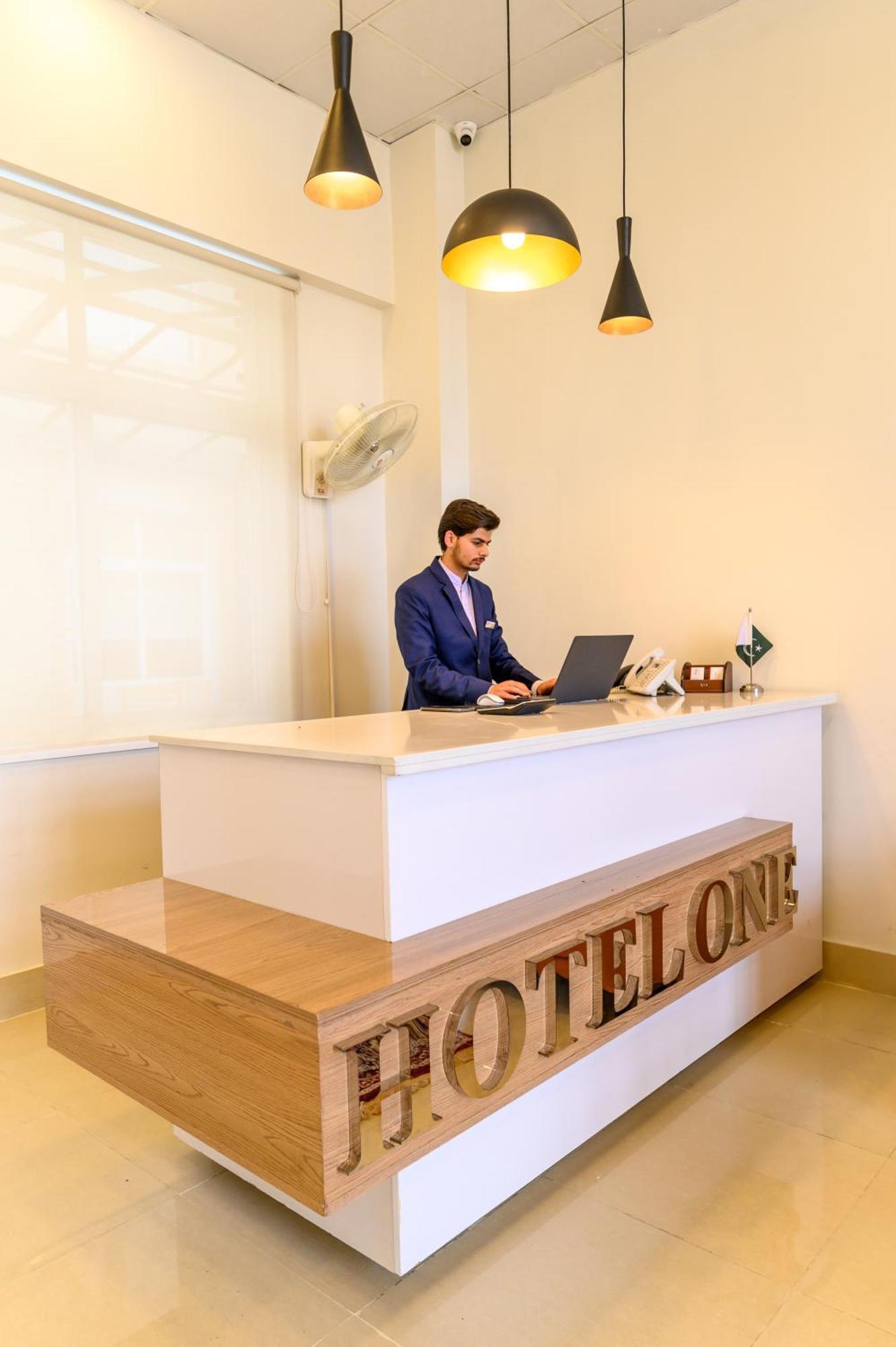 Hotel One Mansehra Exterior foto